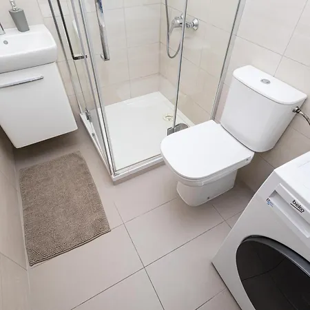 Appartement Small With Loft Bed Prague