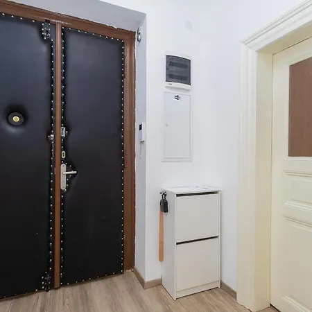 Small With Loft Bed * Прага